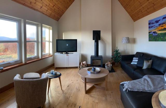 Head In The Skye - Healabhal Cottage Ose 外观 照片