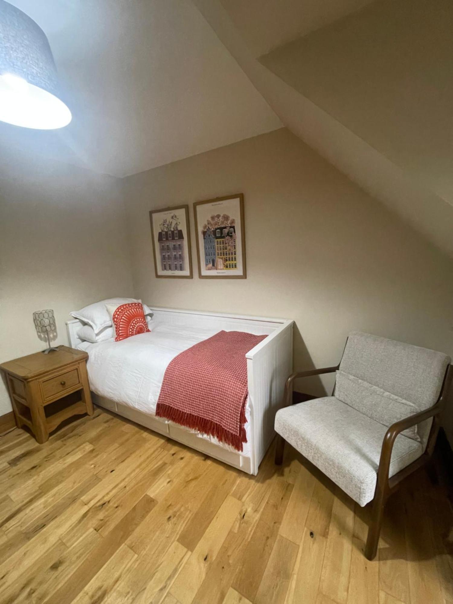 Head In The Skye - Healabhal Cottage Ose 外观 照片